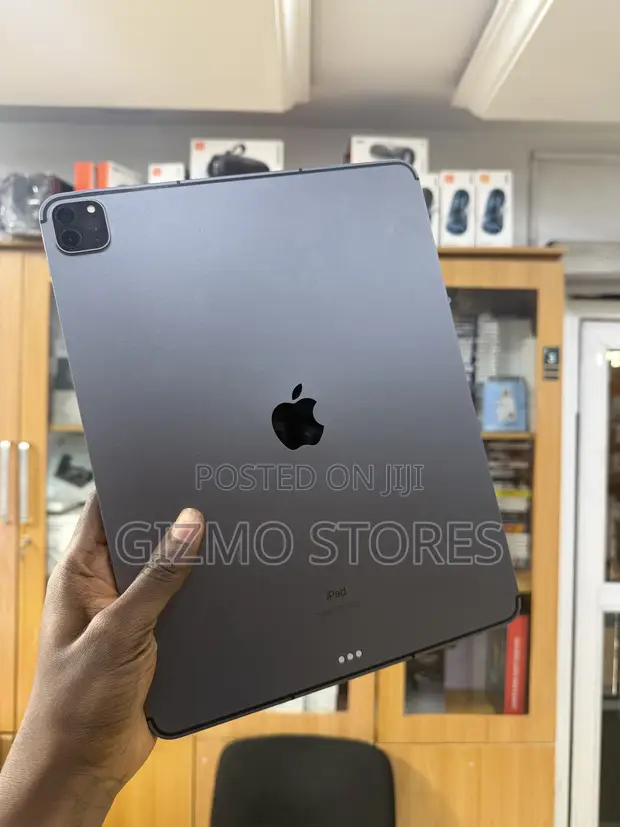 Apple iPad Pro 12.9 (2021) 256GB Grey - 1