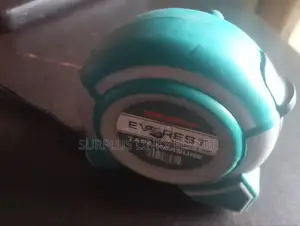 Everest Measuring Tape 10m x 25mm