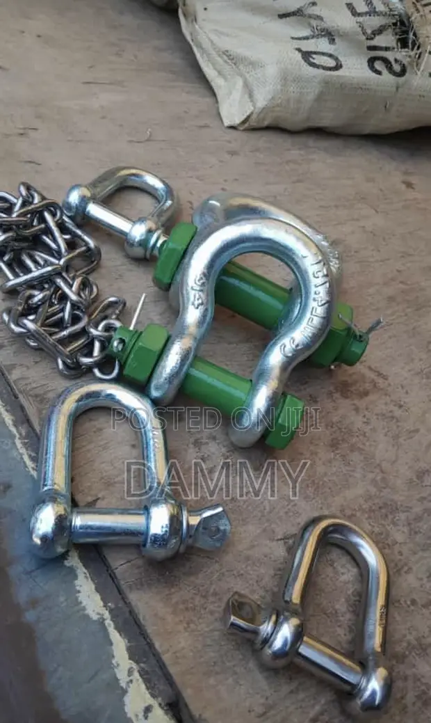 Heavy-Duty Anchor Shackle - 1