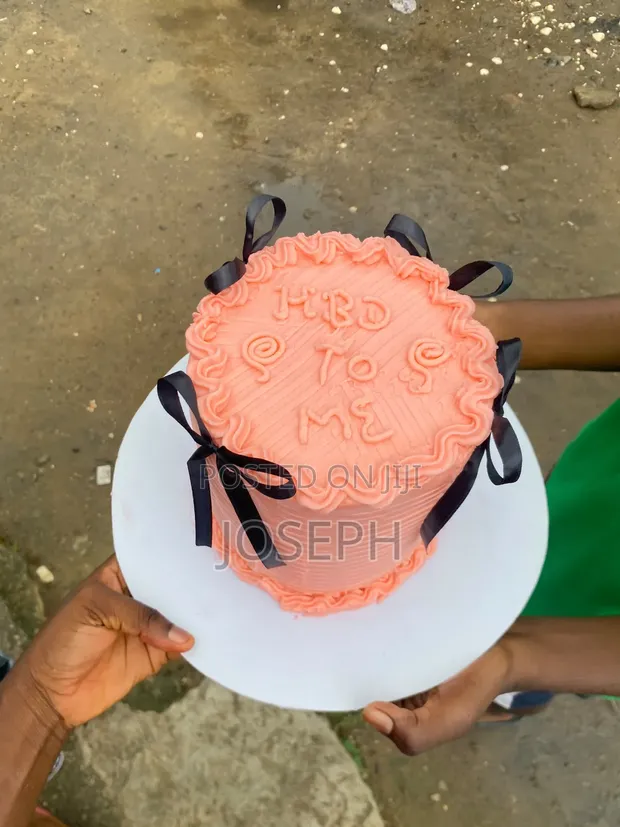 Gracy Pastries da Sauran Abubuwa - Keken da Abincin Gida - 1