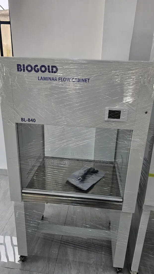 Brand New Laminar Flow Cabinet - 1