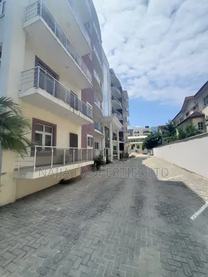 3 Bedroom Apartment with BQ in Oniru Estate, VI Extension