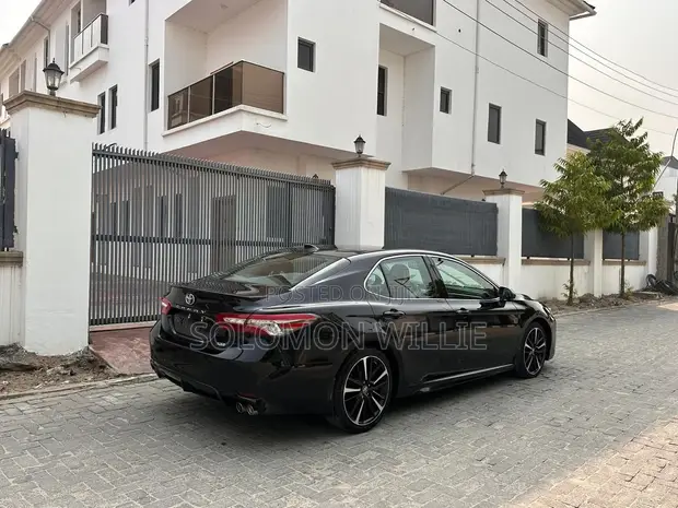 Toyota Camry XSE V6 FWD 2018 Baki - 1