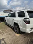 Toyota 4-Runner 2014 Fari - 3