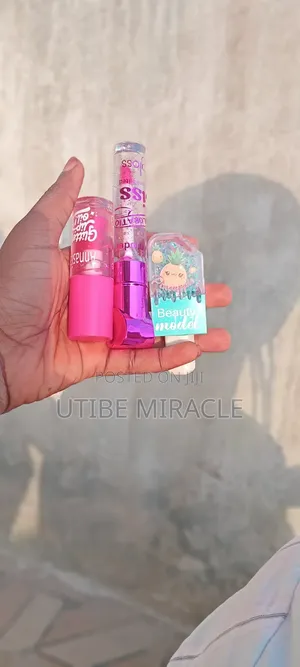 Mira Lip Balm & Sihirin Lipgloss