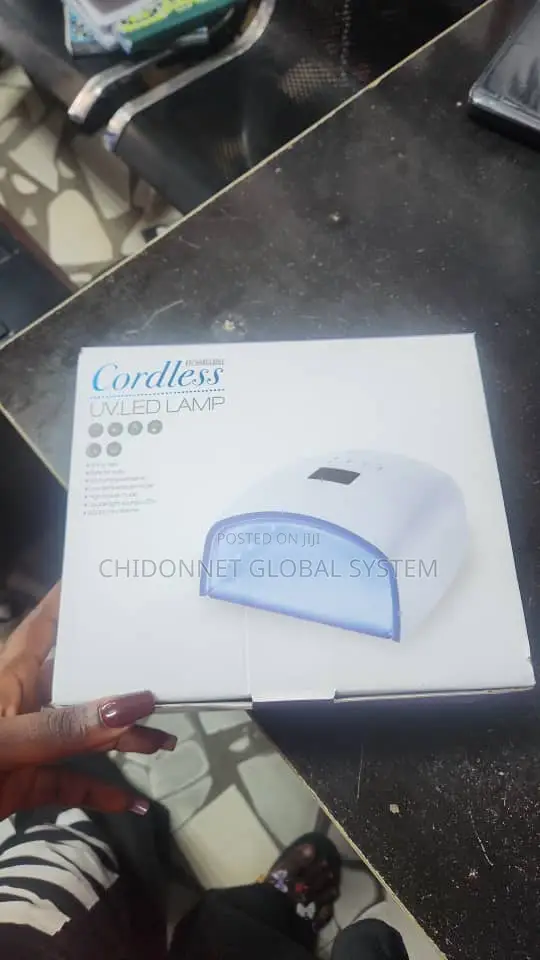 Cordless UV LED Nail Lamp - 1