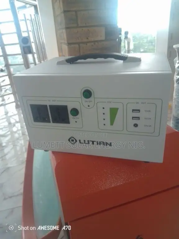 Lutian LE1000-B 960Wh LiFePO4 Solar Generator - 1