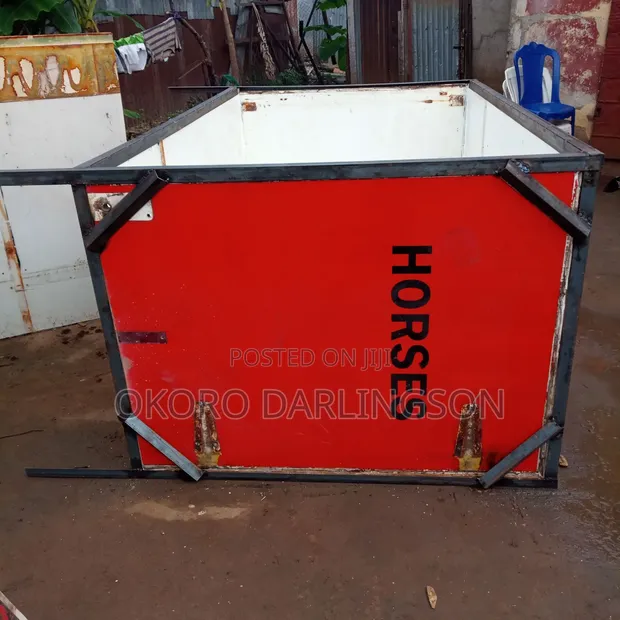 400 Blocks Capacity Ice Block Machine / Cold Room - 1