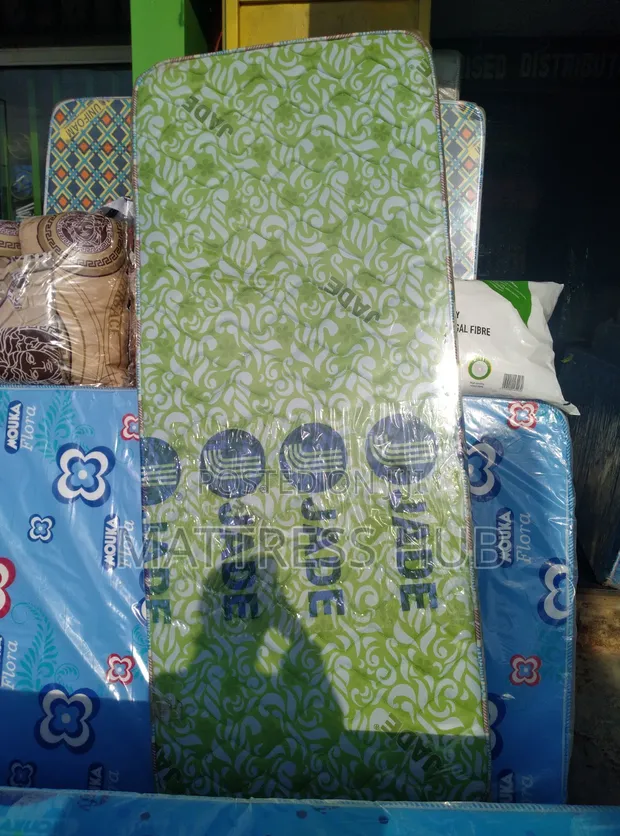 Uniform Jade Student Mattress 75x30x6 - 1