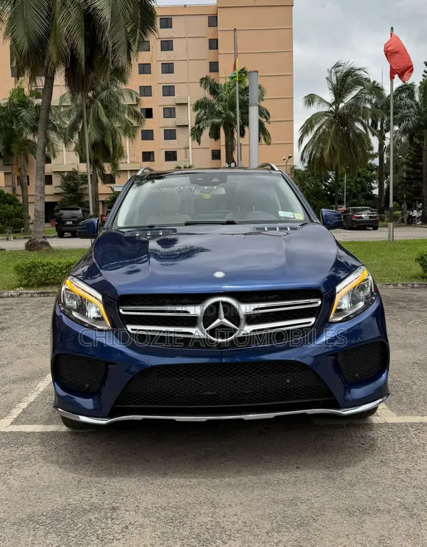 Mercedes-Benz GLE 350 2017 Blue - 1