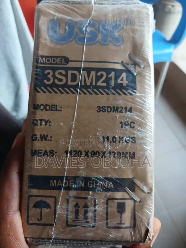 0.5hp USK Slim Submersible Pump - 1