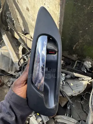Changan CS35 Cikin Kwakwalwar Kofa - Kai Tsaye Tokunbo