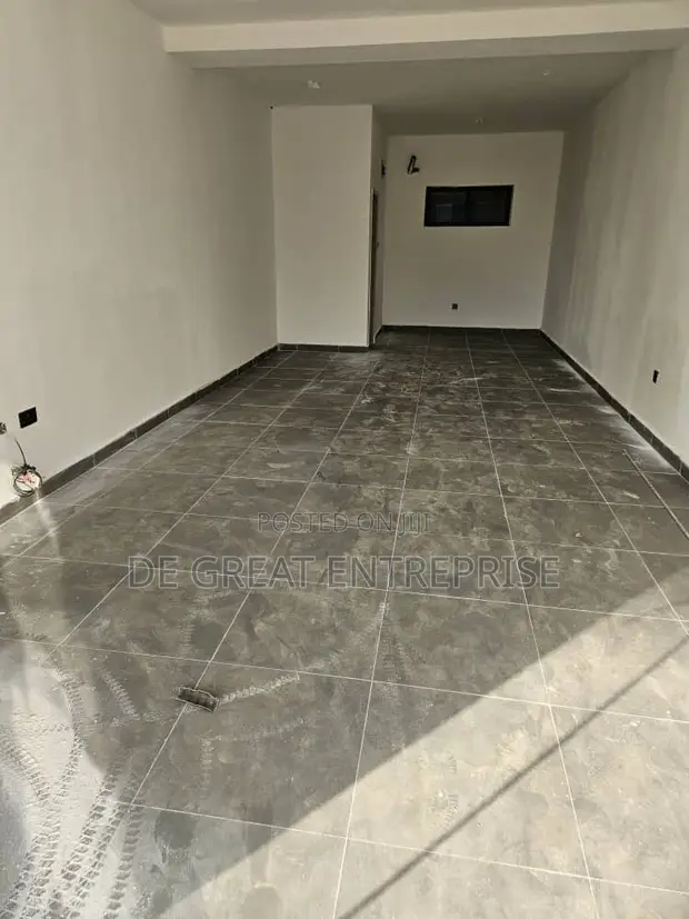 Office/Shop Space for Rent in Wuse 2 - 1