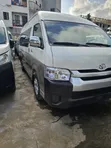 Toyota HiAce Bus 2013 Fari - 1