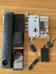 D8 Smart Lock - Yatsa, Fuska, Hannu, Kalmar Sirri, IC Card - 1