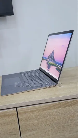 Microsoft Surface Laptop 3 16GB RAM, i7, 256GB SSD