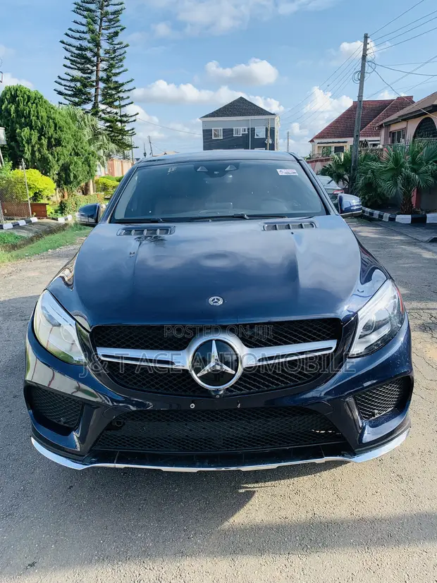 Mercedes-Benz GLE-Class 2018 Blue - 1
