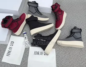 Takalmi na Alatu na Fear of God