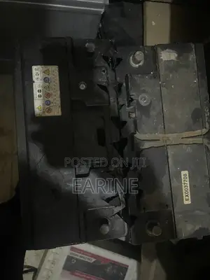 Muna Siyan Tsofaffin Baturin Inverter & Solar