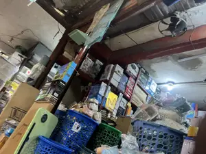 Tushen Barbecue Na Hannu Na Gawayi