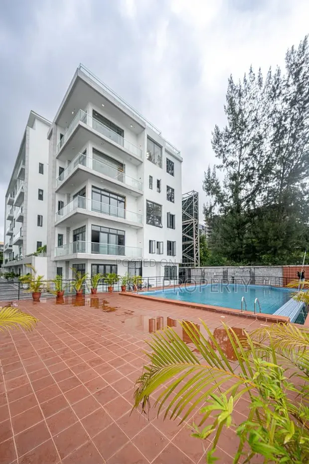 4-Bedroom Maisonette with BQ, Banana Island Ikoyi - 1