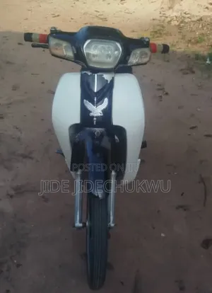 Honda CB 2024 Blue