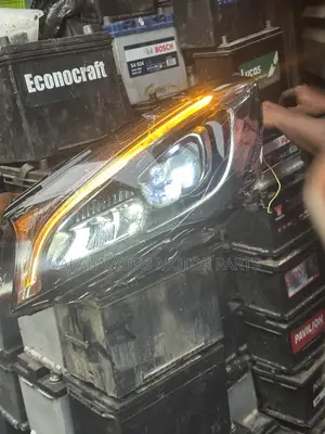 Mercedes-Benz CLA 250 (2017) Full Light Assembly