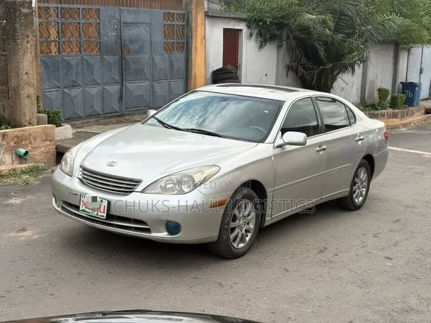 Lexus ES 330 Sedan 2004 Silver - 1