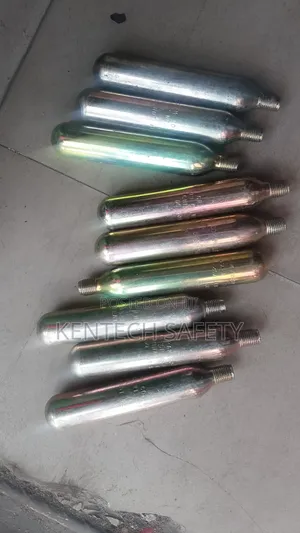 33g Na Atomatik Mai Fitar Da Iska A Ran Lif Jaka