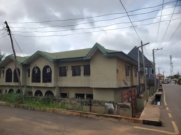 3-Bedroom Block of Flats for Sale in Oshimili South - 1