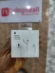 Apple Earphones (Lightning Connector) - 1