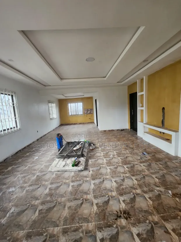 4 Bedroom Bungalow for Rent, Oko Central, Benin City - 1