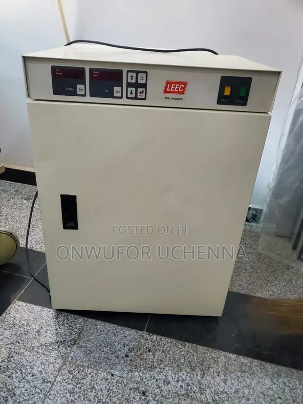 LEEC CO2 Incubator (Used) - 1