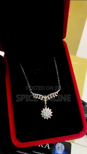 XVIP Luxury VVS Moissanite Diamond Kalmomi