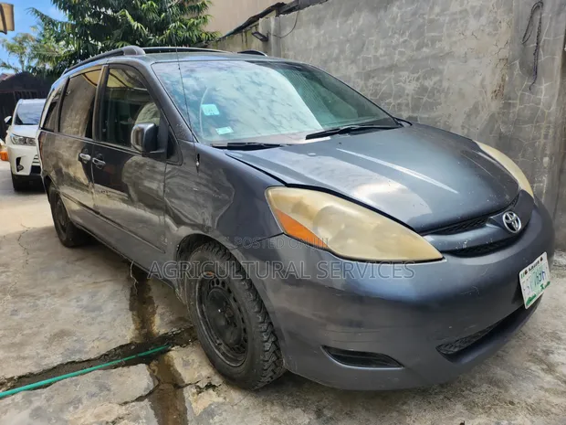 Toyota Sienna 2008 Ja - 1