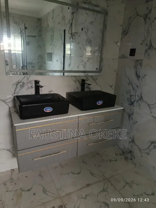 4-Bedroom Duplex tare da BQ a Asokoro - 1