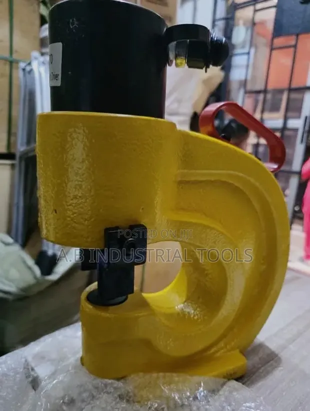 CH-70 Hydraulic Copper Puncher - 1