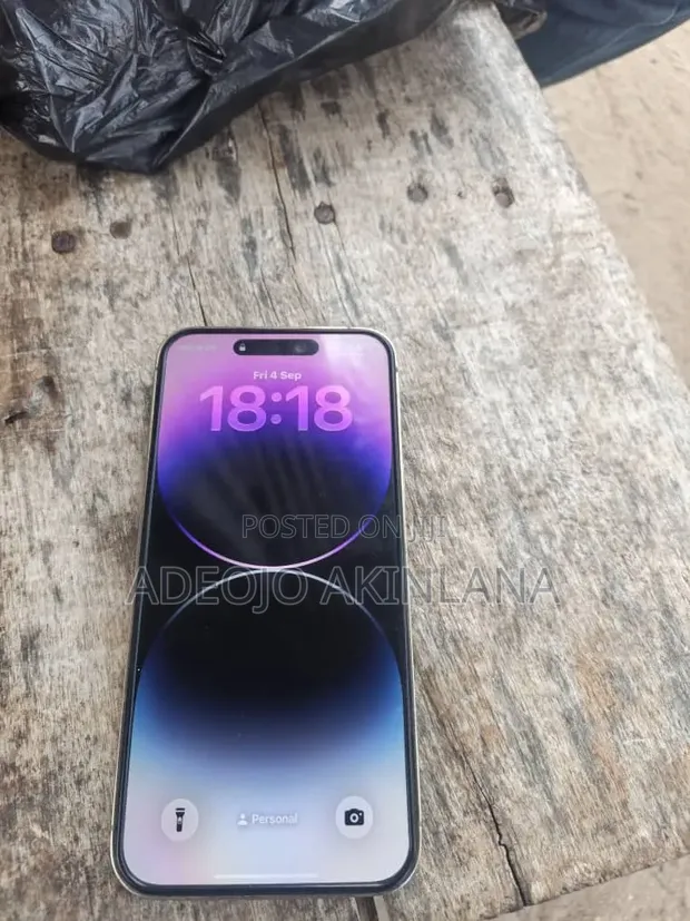 Apple iPhone 14 Pro Max 256GB Gold - 1