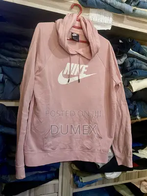 Hoodie Mai Kyau na Thrift - Grade A