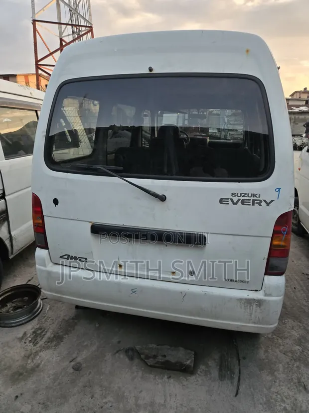 Suzuki Every 2004 Mini Bus - 1