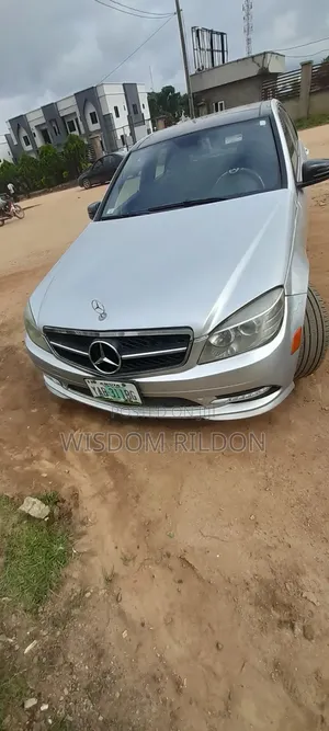 Mercedes-Benz C300 2010 Silver