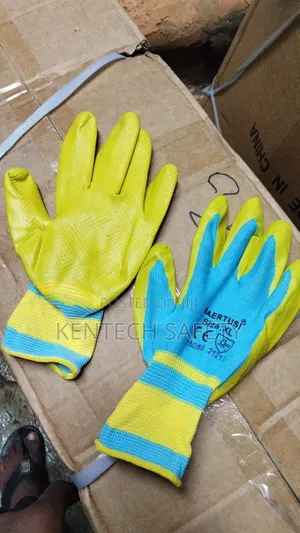 Pairs of Nitrile Hand Industrial Factory Worker Gloves
