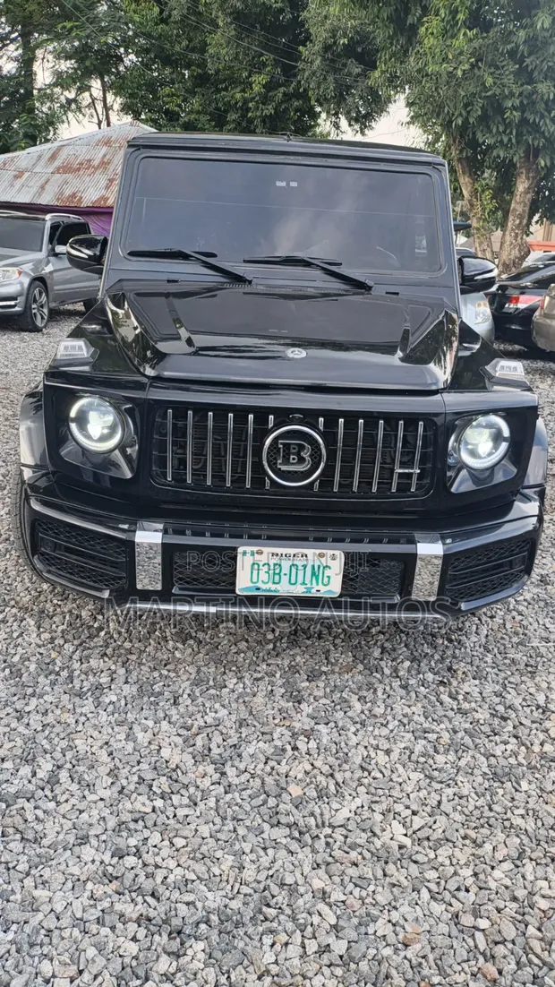 Mercedes-Benz G-Class 2011 Black - 1