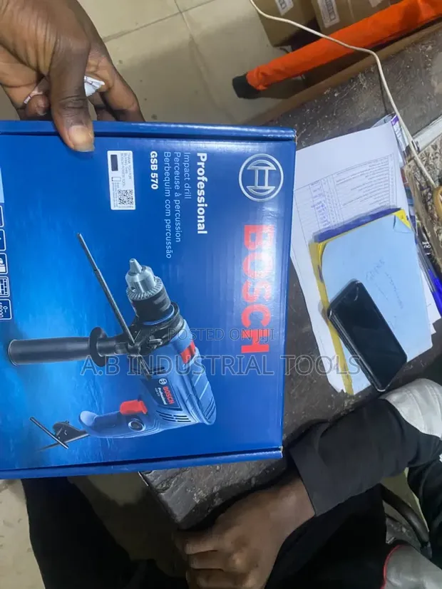 Bosch GSB 570 Professional Impact Drill - 1