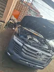 Toyota Land Cruiser 2005 Exterior Upgrade to 2023-2024 Model - 5