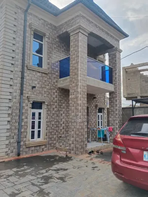 3 Bedroom Duplex don haya a Cele, Obafemi-Owode