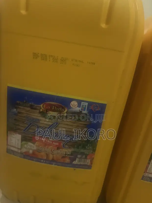 25 Liter Empty Groundnut Oil Jerrycan/Gallon (Used) - 1