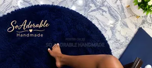 Navy Blue Shaggy Wool Rug (122cm Oval)