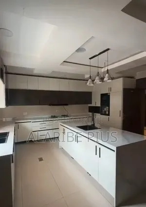 6-Bedroom Duplex a Cikin Estate, Asokoro Don Siyarwa