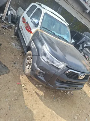 Toyota Hilux 2000 Model An Inganta Zuwa 2020-2021